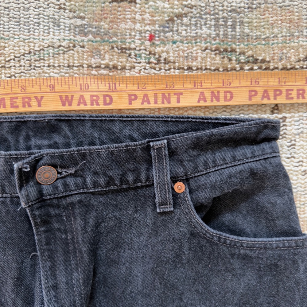 Vintage‎ Levis 550 Black Relaxed Fit Tapered Leg Jeans 16 REG - Picture 3 of 8